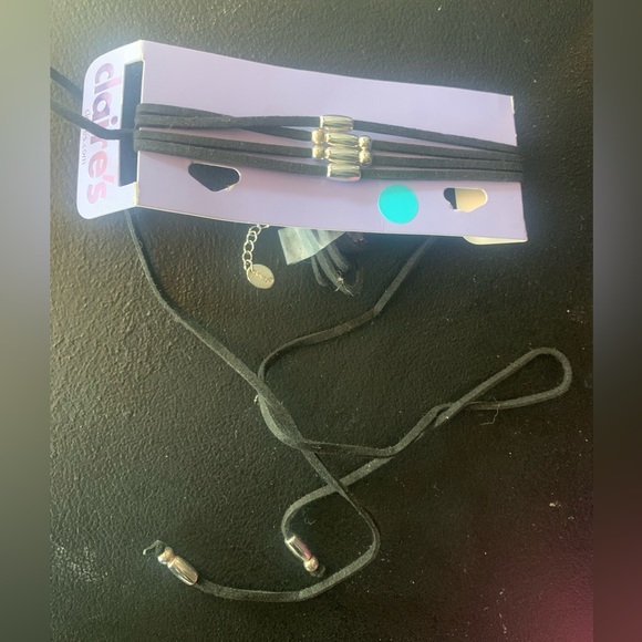 BNWT | Cute Black and Silver Long Tie Up Choker Necklace from Claire’s - Picture 2 of 4